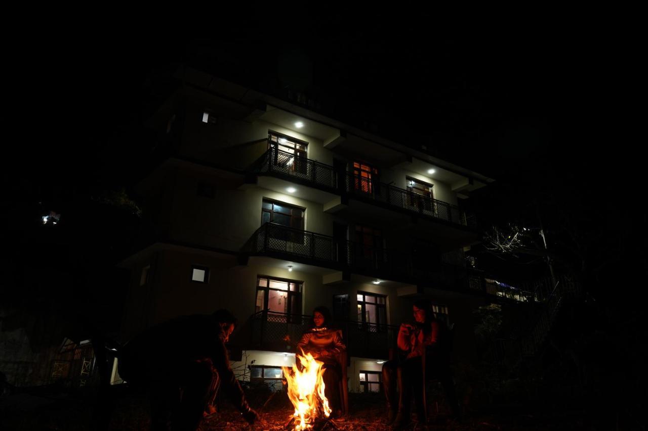 Shimla Pines Homestay ภายนอก รูปภาพ