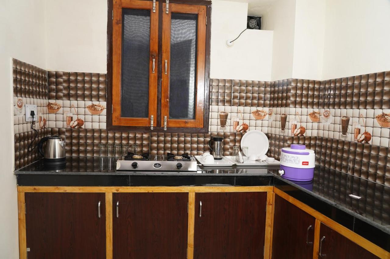 Shimla Pines Homestay ภายนอก รูปภาพ