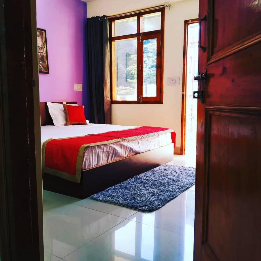 Shimla Pines Homestay ภายนอก รูปภาพ